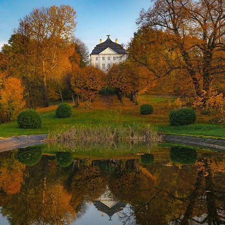 Zespol Palacowo-Parkowy W Ostromecku Ostromecko Eksteriør bilde